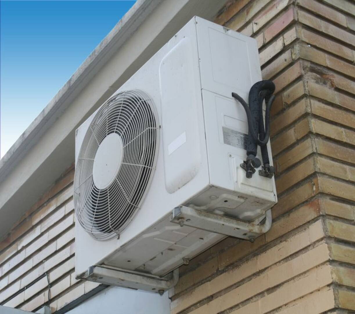 Menke Heating and Cooling logo