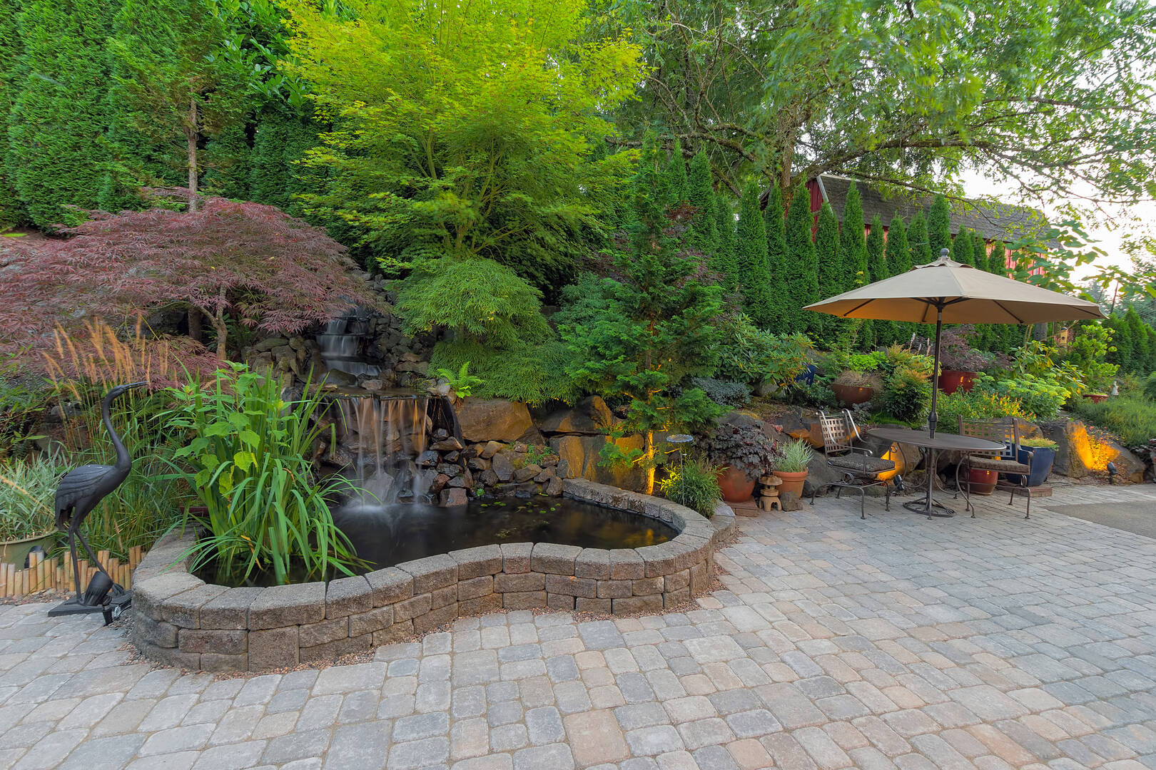 Betterspace Landscapes LLC logo